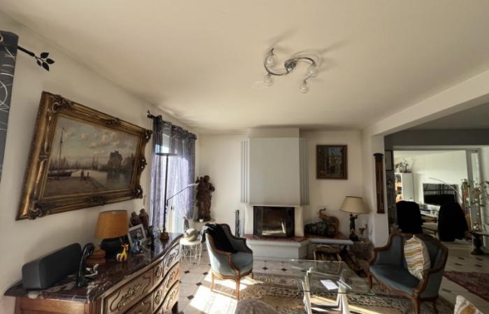 MAISON SUR YVETOT avec piscine à proximité de la gare d Yvetot