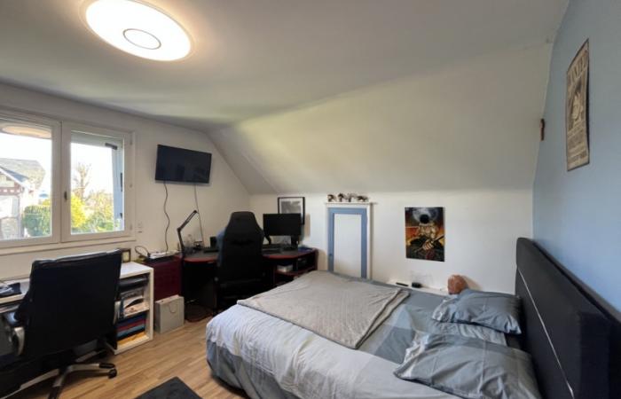 MAISON SUR YVETOT avec piscine à proximité de la gare d Yvetot